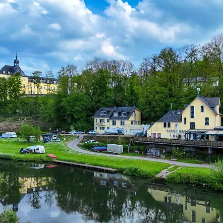 Ferienwohnung Riverside Resort Idyllisch Direkt An Der Lahn Diez Eksteriør billede